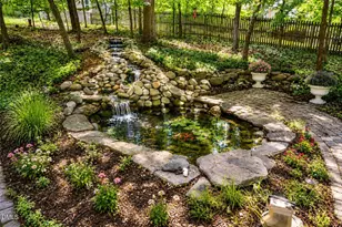 105 Bristol Dr, Chapel Hill, NC 27516 - Photo 1