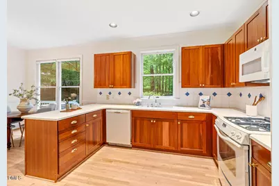 105 Bristol Drive, Chapel Hill, NC 27516 - Photo 13