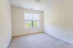 615 Oakfield Tr, Mebane, NC 27302 - Photo 19