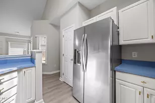 128 Sterlingdaire Dr, Cary, NC 27511 - Photo 13