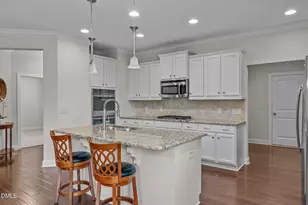115 Heatherwood Dr, Chapel Hill, NC 27516 - Photo 15