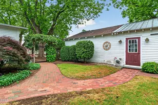 804 W Main St, Benson, NC 27504 - Photo 95