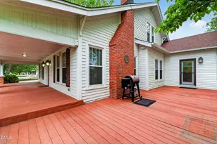 804 W Main St, Benson, NC 27504 - Photo 73