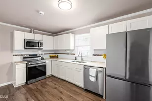 401 Moline St, Durham, NC 27707 - Photo 5
