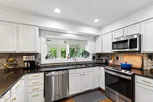 4704 Radcliff Rd, Raleigh, NC 27609 - Photo 15