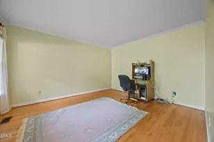8705 Trailing Cedar Ct, Raleigh, NC 27613 - Photo 11