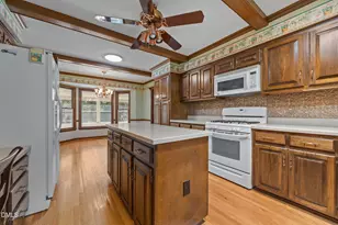 8705 Trailing Cedar Ct, Raleigh, NC 27613 - Photo 15
