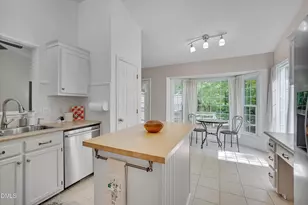 11804 Fairlie Pl, Raleigh, NC 27613 - Photo 11