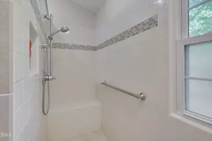 11804 Fairlie Pl, Raleigh, NC 27613 - Photo 23