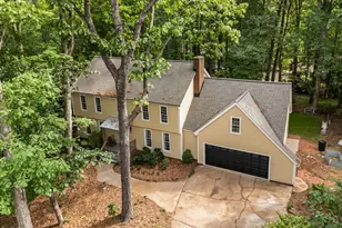 8824 Woodyhill Rd, Raleigh, NC 27613 - Photo 7