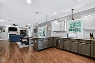 407 Bickett Blvd, Raleigh, NC 27608 - Photo 1