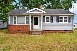 994 Maple St, Henderson, NC 27536 - Photo 1