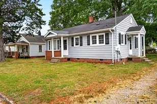 994 Maple St, Henderson, NC 27536 - Photo 3