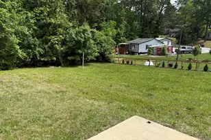 131 Robbins Ave, Jamestown, NC 27282 - Photo 17