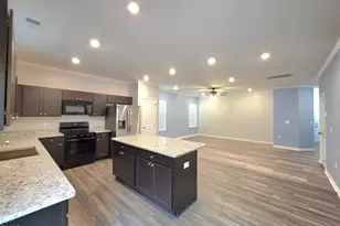 272 Bruce Dr, Dunn, NC 28334 - Photo 9