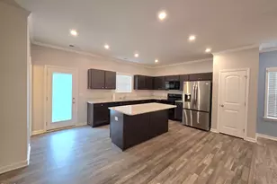 272 Bruce Dr, Dunn, NC 28334 - Photo 5