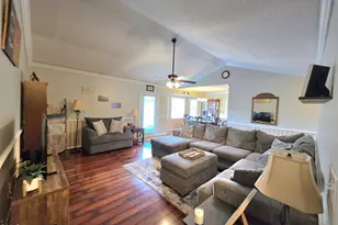 19 Atlantic Ave, Benson, NC 27504 - Photo 7
