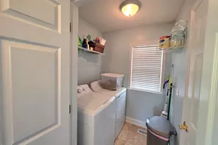 19 Atlantic Ave, Benson, NC 27504 - Photo 17