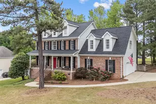 669 Kintyre Dr, Clayton, NC 27520 - Photo 3