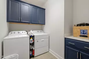 428 Skybluff Cir, Fuquay-Varina, NC 27526 - Photo 23