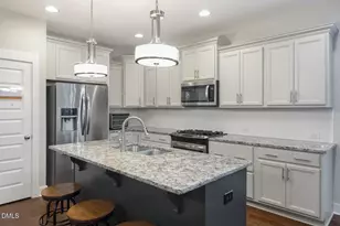 428 Skybluff Cir, Fuquay-Varina, NC 27526 - Photo 19