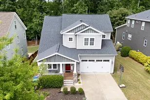 428 Skybluff Cir, Fuquay-Varina, NC 27526 - Photo 5