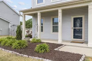 1108 Arden Trace Ct, Fuquay Varina, NC 27526 - Photo 3