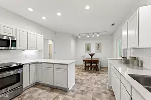 100 Edenburgh Rd, Raleigh, NC 27608 - Photo 33