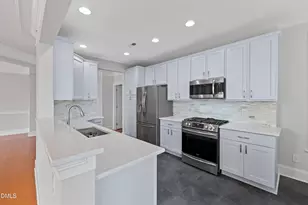 9211 Calabria Dr, Raleigh, NC 27617 - Photo 19
