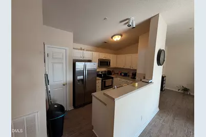 3696 Cotswold Avenue #3c, Greensboro, NC 27410 - Photo 9