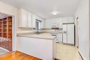 4113 Lassiter Mill Rd, Raleigh, NC 27609 - Photo 11
