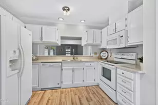 104 Spring Cove Dr, Cary, NC 27511 - Photo 7
