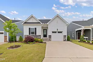 1241 White Flint Cir, Durham, NC 27703 - Photo 3