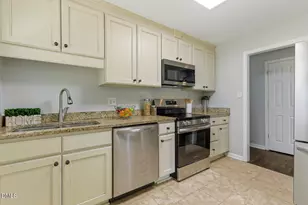 2425 Derby Dr, Raleigh, NC 27610 - Photo 7