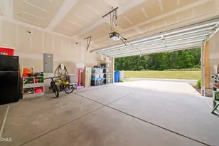 301 Ribbon Rail St, Fuquay Varina, NC 27526 - Photo 27