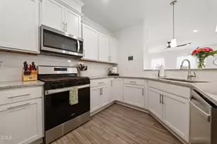 301 Ribbon Rail St, Fuquay Varina, NC 27526 - Photo 11