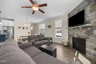 208 Log Pond Ct, Apex, NC 27502 - Photo 13