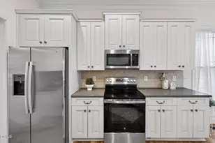 909 Carpenter Town Ln, Cary, NC 27519 - Photo 11