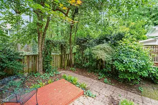 6404 Meadow View Dr, Raleigh, NC 27609 - Photo 25