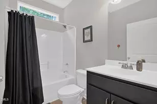 1401 Abercorn Ln, Sanford, NC 27330 - Photo 21