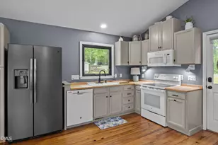 237 Willifords Pt Dr, Roxboro, NC 27574 - Photo 11