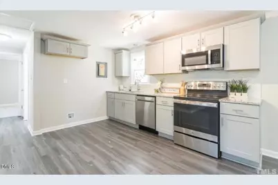 409 Dudley Avenue, Sanford, NC 27330 - Photo 13