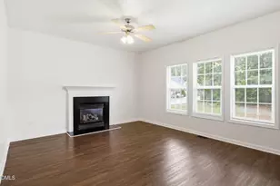 815 Brookhannah Ct, Fuquay Varina, NC 27526 - Photo 19