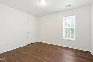 815 Brookhannah Ct, Fuquay Varina, NC 27526 - Photo 29