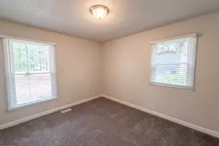 3404 Redwood Rd, Durham, NC 27704 - Photo 9