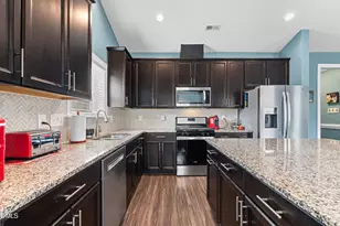 793 Lakemont Dr, Clayton, NC 27520 - Photo 15