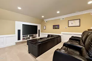 923 Dominion Hill Dr, Cary, NC 27519 - Photo 7
