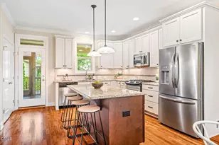 122 Treywood Ln, Chapel Hill, NC 27516 - Photo 17