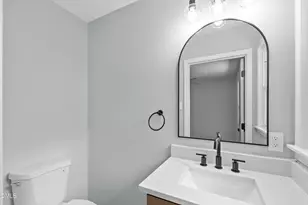 1025 Juniper St, Durham, NC 27701 - Photo 31