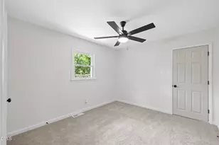 1025 Juniper St, Durham, NC 27701 - Photo 25